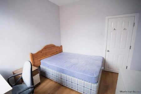 4 bedroom property to rent in Manchester - Photo 2