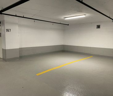 For Lease - 3200 Dakota Common Unit# B608, Burlington, Ontario - Photo 5