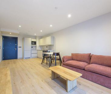 Studio to rent - Photo 1