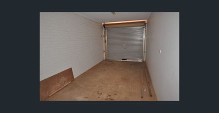 MASTERS VILLA - 3x2 + Secure Complex with Communal Pool - Photo 2