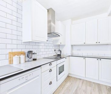 2 bedroom cottage to rent - Photo 1