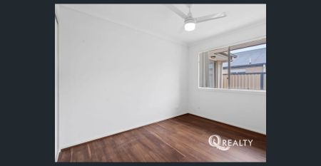 🏡 Family Perfect Home! Walk to Fernbrooke State School - Photo 4