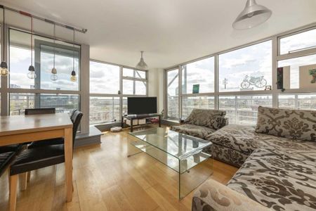 2 bedroom flat to rent - Photo 2