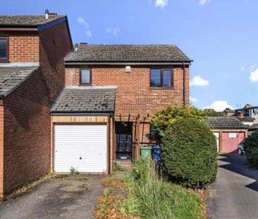 3 bedroom semi-detached house to rent - Photo 2