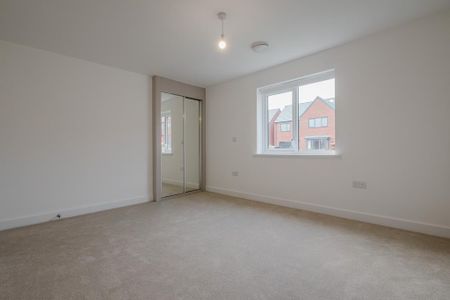 2 bedroom semi-detached house to rent - Photo 4