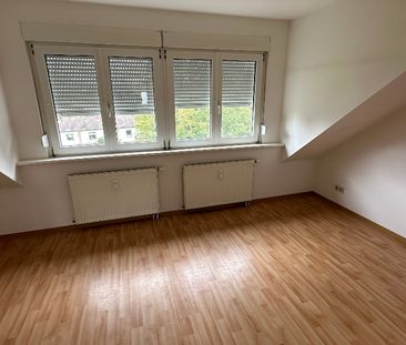 Großzügige, zentral gelegene Dachgeschosswohnung auf dem Heilsberg - Photo 5