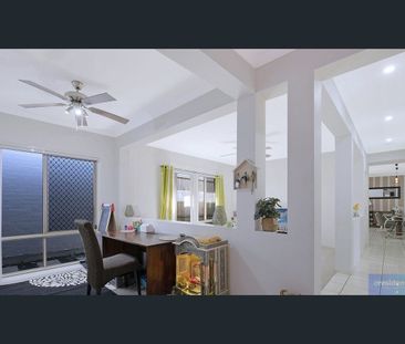 🏡 Stylish Family Living in the Heart of North Lakes – 34 Gibbs Street - Photo 3