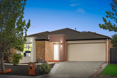 41 Clearwater Rise Parade, Truganina VIC, Belconnen - Photo 4