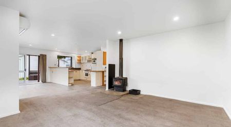 Ilam, 8 bedrooms - Photo 2