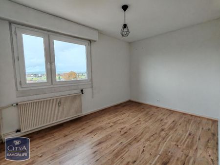 Location Appartement 2 pièces 46m² ALENCON 61000 - Photo 2