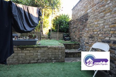 1 Bedroom Room in Flat Share To Rent - Photo 4