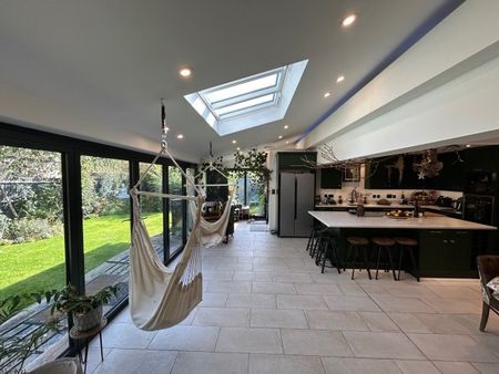 Emerson Valley MK4, Milton Keynes - Photo 3