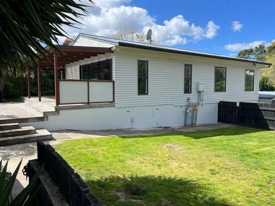 Family living - Photo 1