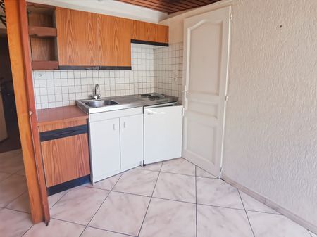 Location Appartement 1 pièce 18m² - Photo 3