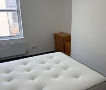 1 bedroom in a house share to rent - Photo 6