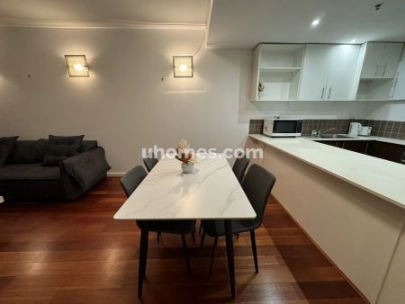 2 bed 2 bath - Photo 3