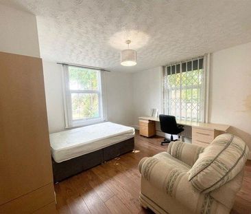 3 bedroom house share to rent - Photo 2