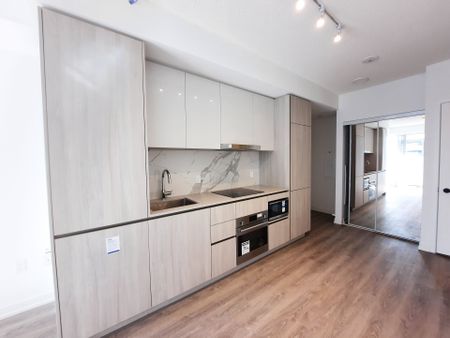 For Lease - 8 Interchange Way Unit# 901, Vaughan, Ontario - Photo 4