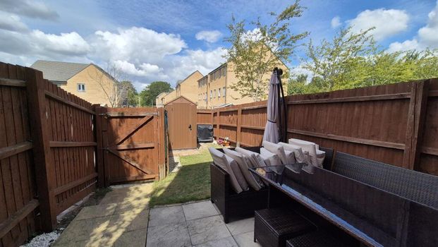 4 bedroom townhouse to rent - Photo 1
