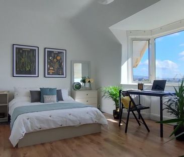 4 bedroom house to rent - Photo 1