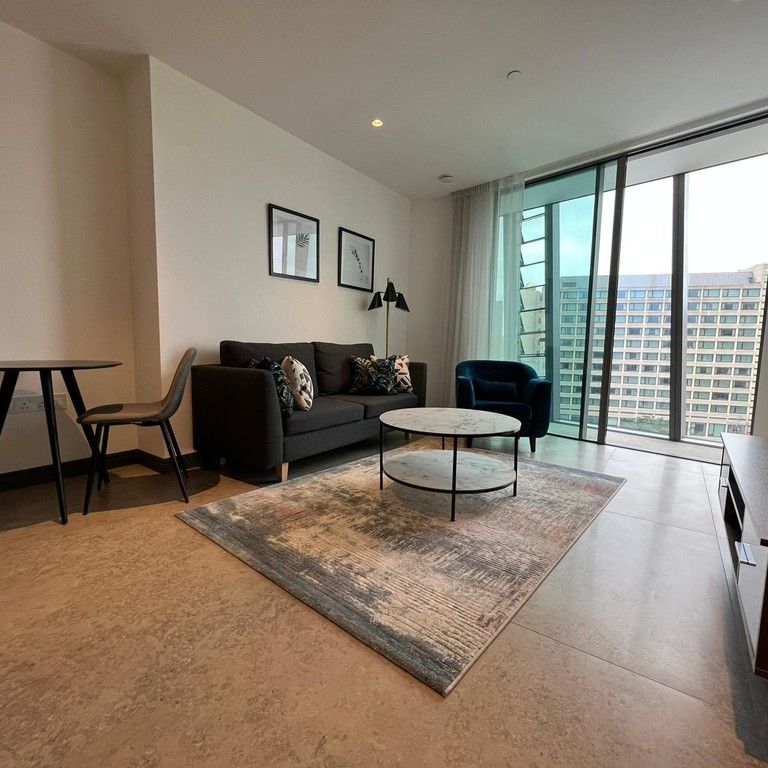 1 Blackfriars Road - Photo 1