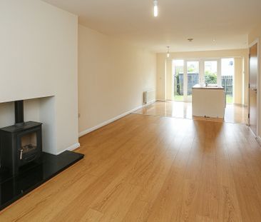 72 Shaftesbury Road, Bangor, BT20 3GD - Photo 2