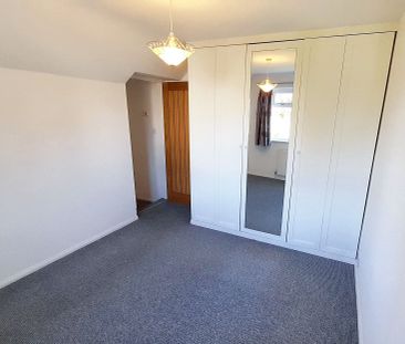 Queens Road, Crowborough, TN6 - Photo 1