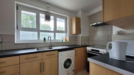 Flat, Gatwick House, Clemence Street, London, E14 - Photo 4