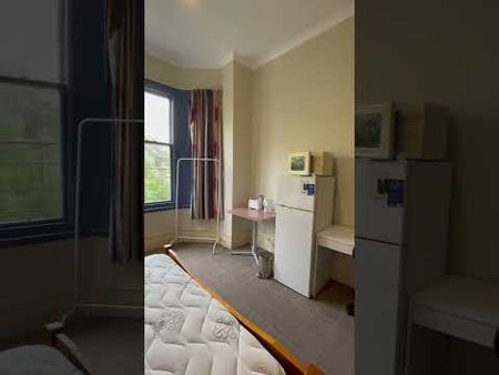 Convenient Studio Room on Union Street - Photo 3