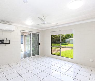 Perfect Family Retreat: Three-Bedroom Home with Shed & Solar Panels... - Photo 6