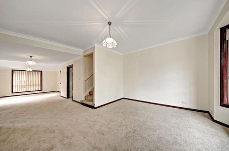 Street-frontage townhouse... - Photo 5