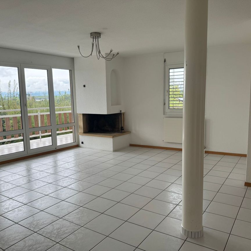 Spacieux 3.5p avec balcon et cheminée à louer à Crissier - Photo 1