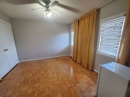 For Lease - 700 Peter Robertson Boulevard Unit# Unit 1-Upper level, Brampton, Ontario - Photo 3