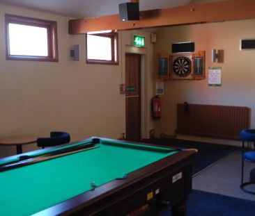 5 Bed Flat - Photo 4