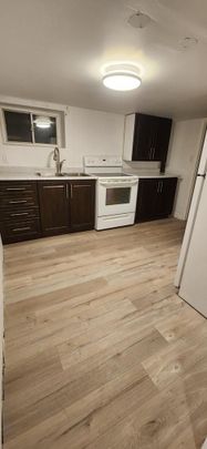 For Lease - 82 Maple Street, St. Catharines, Ontario - Photo 1