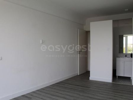 Apartamento T2 - Photo 2