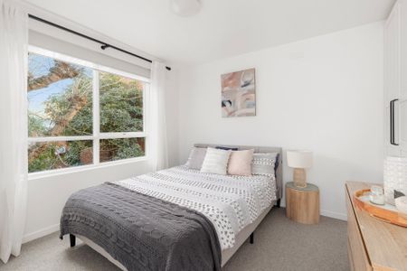 Thinking of selling? Contact our agent - Photo 5