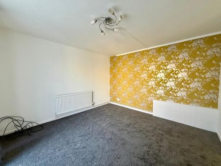 2 bedroom ground floor maisonette to rent - Photo 3