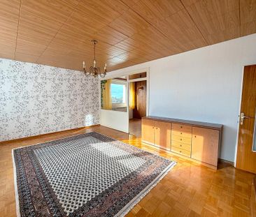 Helle Wohnung mit Fernblick, Einbauküche und Loggia. - Photo 4