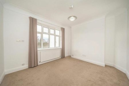 Shoot Up Hill, Cricklewood, NW2 - Photo 4