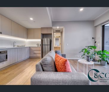 MODERN UNFURNISHED 1 BEDROOM, 1 BATHROOM - Photo 4