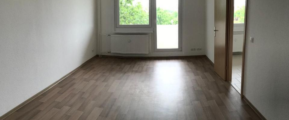 Moderner Wohnkomfort ! Wir sanieren für Sie 3-Raumwohnungen in Wolfen-Nord ! - Foto 1