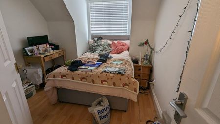 7 bedroom detached house to rent - Photo 5