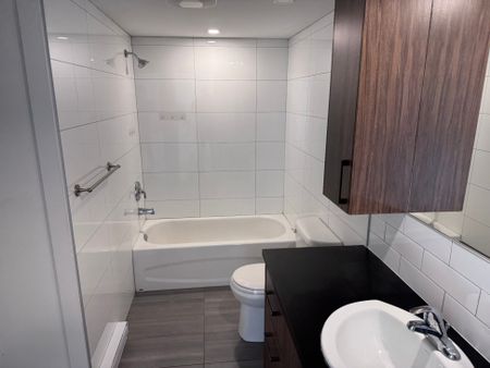 8321 Boul. Maurice-Duplessis, H1E 3B5, H1E 3B5, Montréal - Photo 4