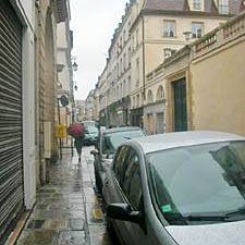 Logement à Paris, Location meublée - Photo 1