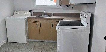 3-1/2 Université de Sherbrooke Électros Chauffé WI-FI - Photo 2