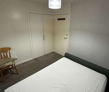 Old Manor Road, Southall, UB2 - Photo 6