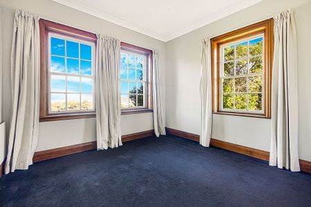 Iconic Northland Fire station - Photo 3