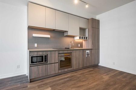 For Lease - 950 Portage Parkway Unit# 3910, Vaughan, Ontario - Photo 2