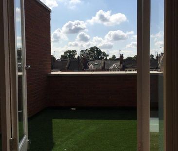 2 Bed Student Accommodation - Photo 3